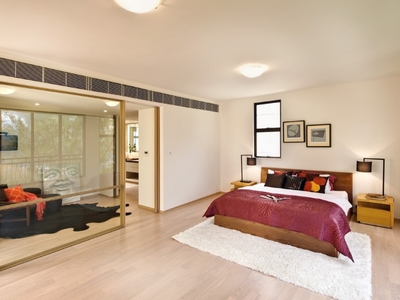 Town house &middot; For rent &middot; 4 bedrooms