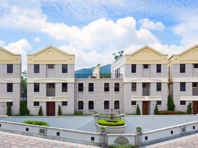 Town house &middot; For rent &middot; 4 bedrooms