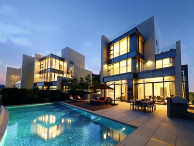 House &middot; For rent &middot; 5 bedrooms