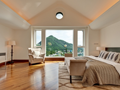Town house &middot; For rent &middot; 5 bedrooms