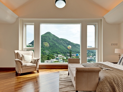 Town house &middot; For rent &middot; 5 bedrooms